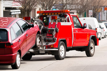 Why It’s Important to Have a 24 Hour Towing Company on Speed Dial